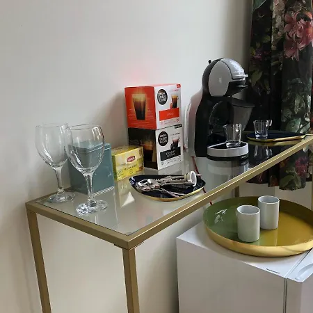 펜션 Vakantiehuis For 12 People